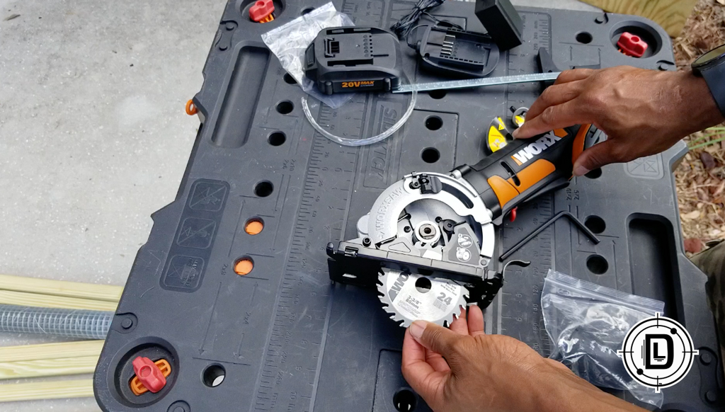 Removing blade